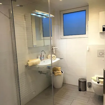 Calma 1 Ebenerdig 아파트